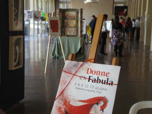 Manifesto Donne ex Fabula all'interno della mostra